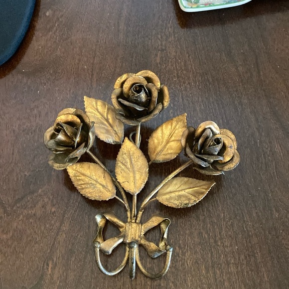 Other - Ornate Gilded Rose Hanging Holder